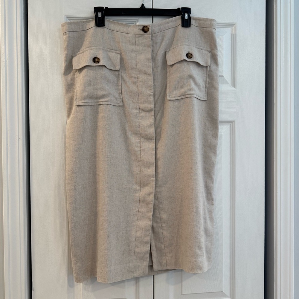 Ann Taylor Cream Pencil Skirt